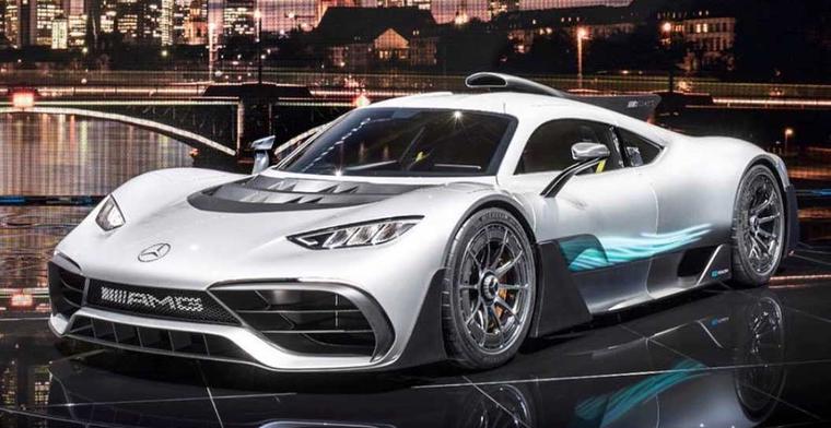 Hamilton koopt Mercedes Project One Hypercar voor zijn vader