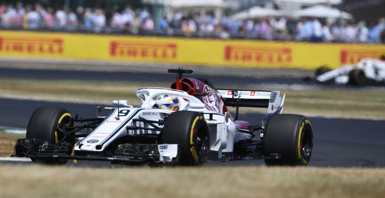 Ericsson wil een grotere DRS-knop na crash op Silverstone