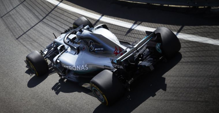 Mercedes neemt het op voor Hamilton: “Slechte start niet zijn schuld”