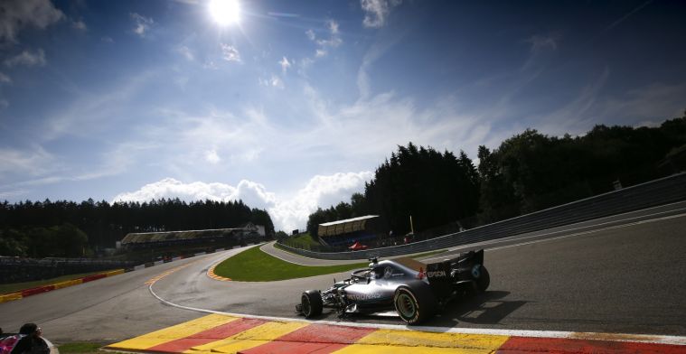 Samenvatting VT3: “Mercedes en Ferrari tonen spierballen, Red Bull op afstand