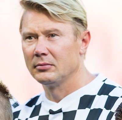 Jarig: Mika Hakkinen is vijftig geworden