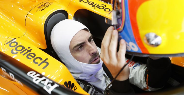 Alonso haalt uit naar McLaren