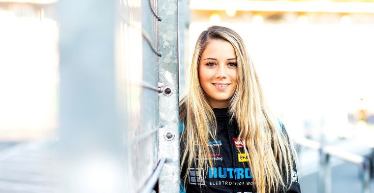 Carrie Schreiner vervangt Sophia Floersch tijdens Formule E-test