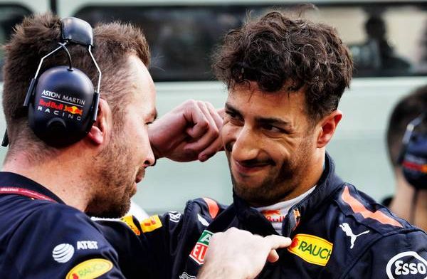 Horner had twijfels bij contracteren: “Kan Ricciardo eigenlijk wel goed inhalen?”