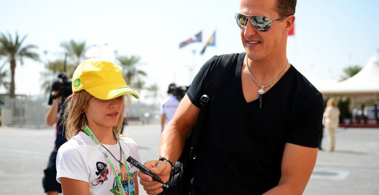 'Michael Schumacher is aan de betere hand en volgt zware fysiotherapie'