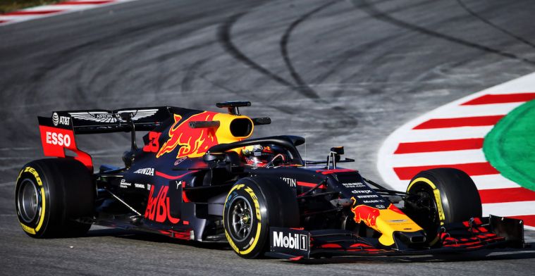 Red Bull: ‘We verlieten de pitbox pas laat door een klein probleem’