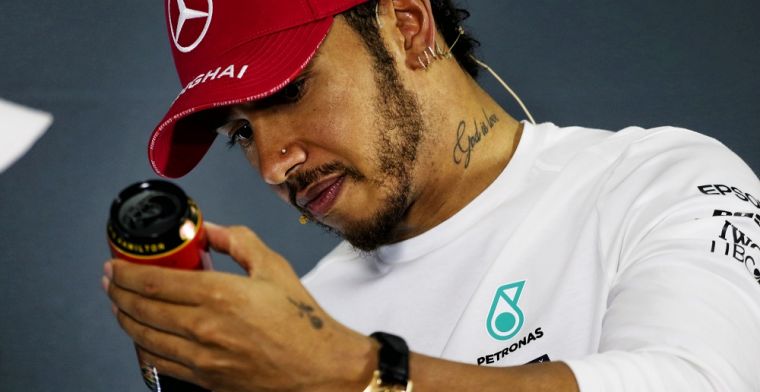 Hamilton op zijn hoede voor Bottas en Ferrari in Baku: 'Moet mijzelf verbeteren'