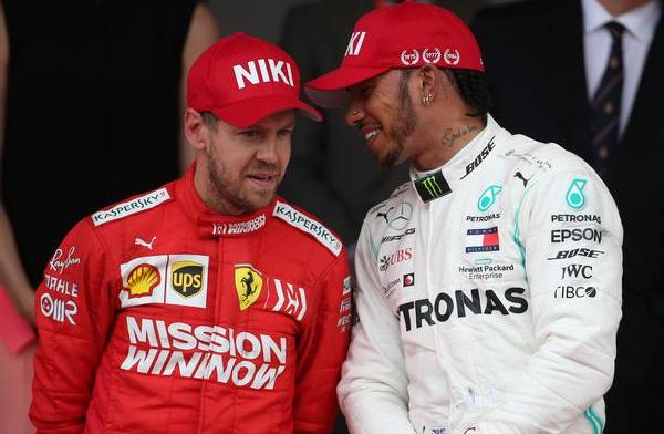 Sebastian Vettel over incident Max en Lewis: ''Ik dacht even aan de winst''