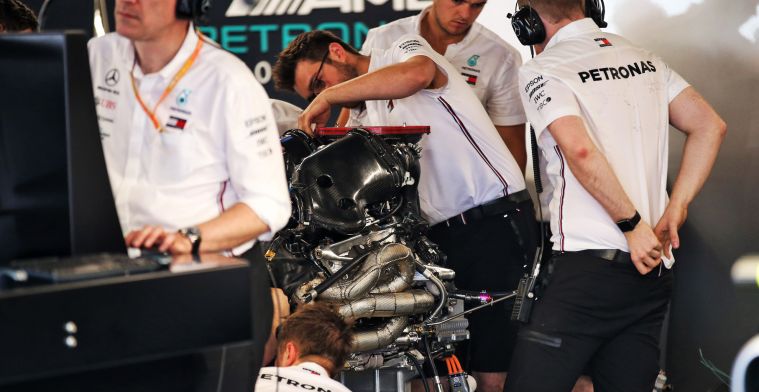 Stress bij Mercedes voorafgaand aan GP Canada: Hydraulisch lek bij motor Hamilton