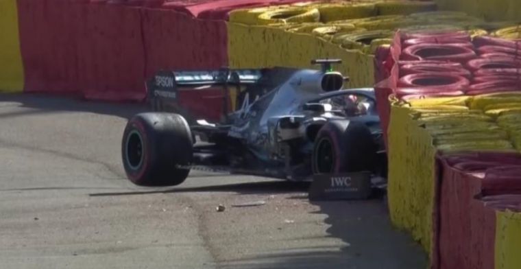 BREAKING: Lewis Hamilton ramt zijn W10 VOL in de muur in VT3!