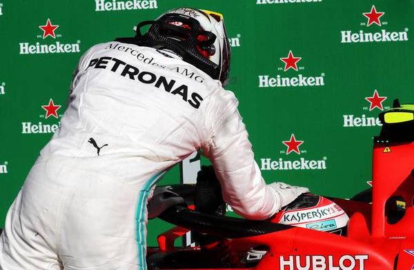 Hamilton over Leclerc: ''Als de titel niet op het spel staat, dan crashen we''