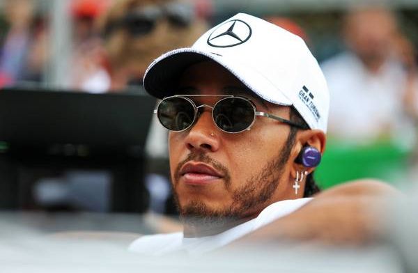 Lewis Hamilton sluit stap naar de Formule E niet meteen uit