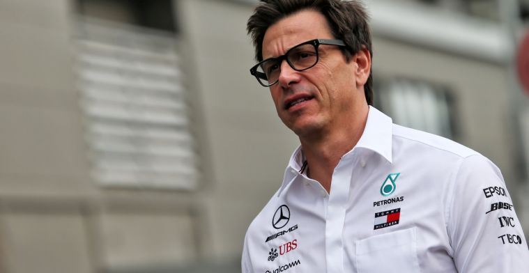 Wolff erkent de fout van het team: Ferrari heeft de juiste keuze gemaakt