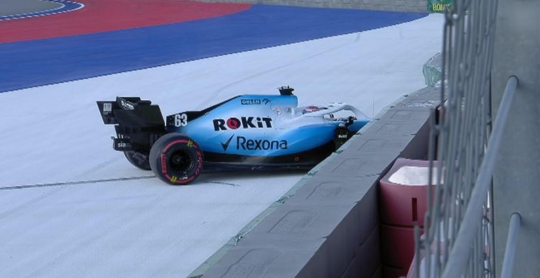 Safety car nummer twee in Rusland: Russell parkeert zijn Williams in de muur!