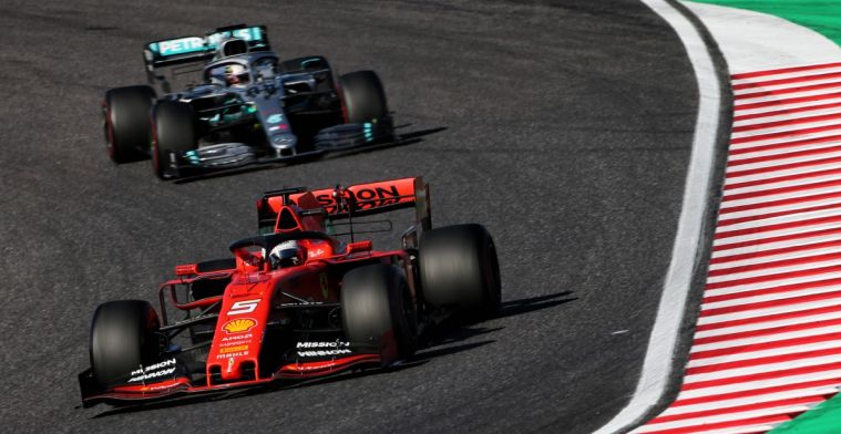 Vettel verdedigt huidige Formule 1 auto's na kritiek van Brawn