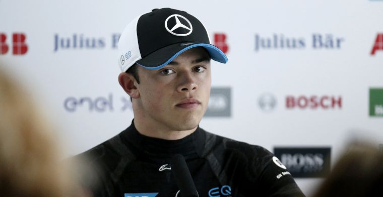 Nyck de Vries puntloos in tweede race na zware tijdstraf in Formule E