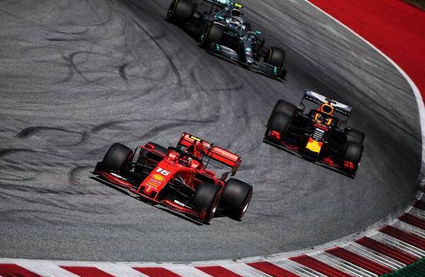 Tom Coronel: “Verstappen heeft vuurtje aangewakkerd voor discussie over Ferrari”