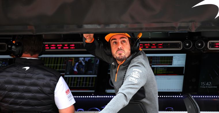 Verstappen net zo enthousiast over mogelijke terugkeer Alonso als Hamilton