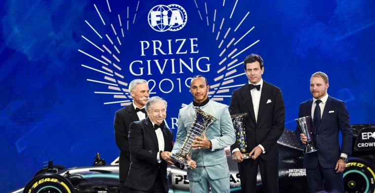 Wolff draagt prijs op aan volledige Mercedes-team: Ik ben zo ontzettend trots