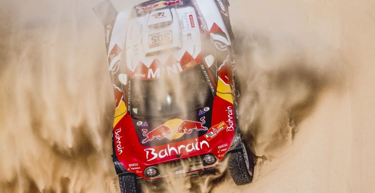 Etappe 10 van Dakar Rally wordt voortijdig afgebroken; Sainz wint