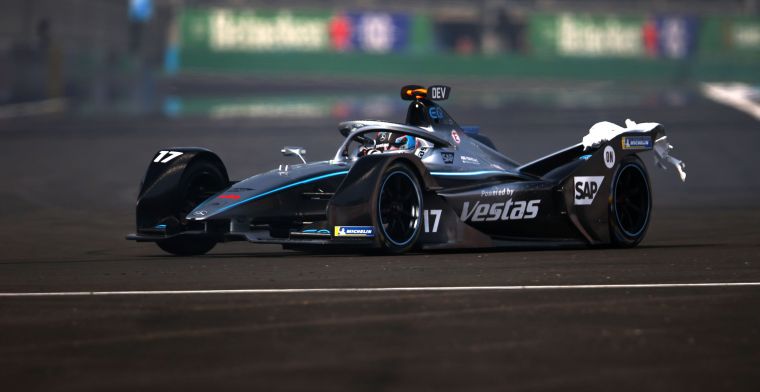 Nyck de Vries stelt opnieuw teleur in de Formule E