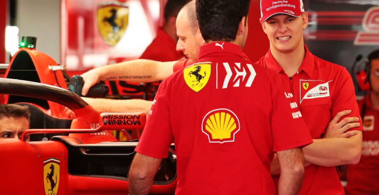 F1 Social Stint | Mick Schumacher viert zijn verjaardag