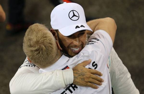 'Hamilton zal niet alleen staan met gebaar tegen racisme tijdens Oostenrijkse GP'