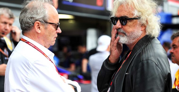 Briatore haalt uit naar Ferrari-coureurs: ''Via hun geld kan je ze raken''