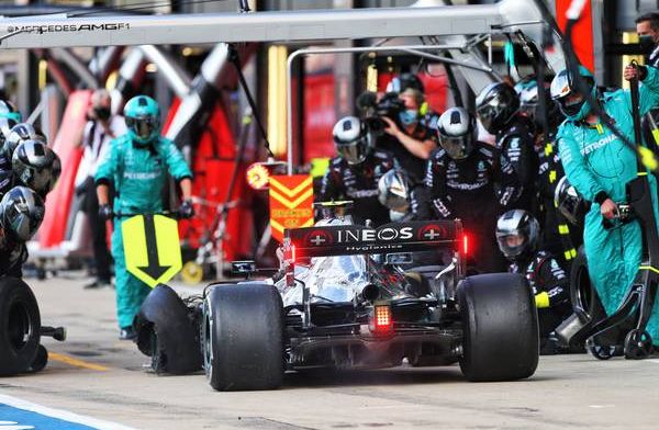 FIA en Pirelli ondernemen geen actie: Klapbanden kwamen door slijtage