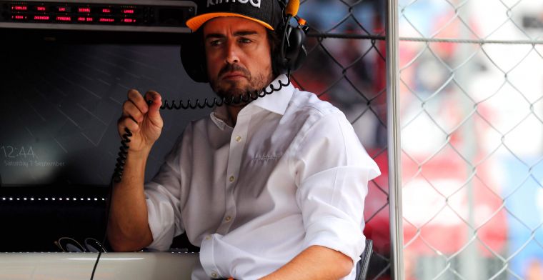 Alonso al eerder langs bij Renault: ''Op Imola en Abu Dhabi aan het werk''