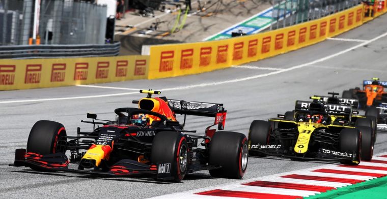 Verstappen over strijd tussen Honda en Renault: Nog altijd heel blij met switch
