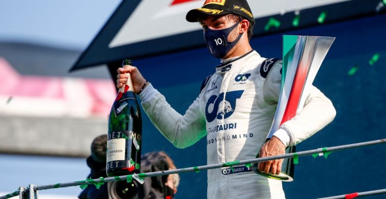 Verstappen feliciteerde Gasly via sms: “Naast Mercedes hebben alleen wij gewonnen”