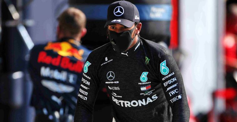 Hamilton grote afwezige tijdens knielmoment voorafgaand aan Italiaanse GP