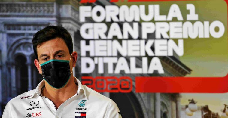Wolff: 'F1-team Mercedes gaat niet verkocht worden door Daimler'