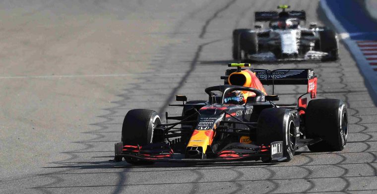 Na Hamilton ontvangt ook een coureur van zowel Red Bull als Renault strafpunt