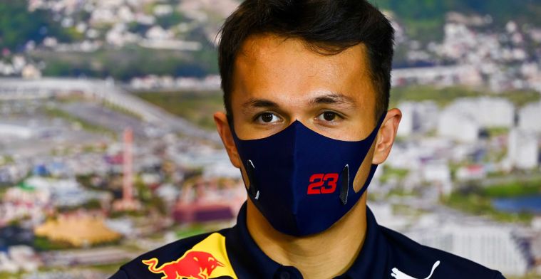 Red Bull vervangt de versnellingsbak van Albon ten koste van een gridstraf