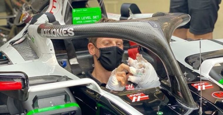 Mondkapje kan grijns Grosjean niet verhullen als hij weer in de Haas stapt