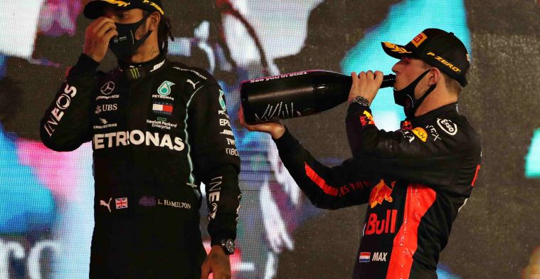Verstappen zag flink nadeel voor Hamilton en Bottas: Dat helpt natuurlijk niet