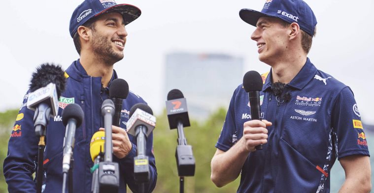 Ricciardo ziet Verstappen zich enorm ontwikkelen: 'Dat heeft hem zeker geholpen'