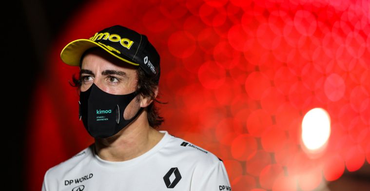 Alonso niet blij met staat van F1: 'Hoefde alleen maar in een Mercedes te stappen'