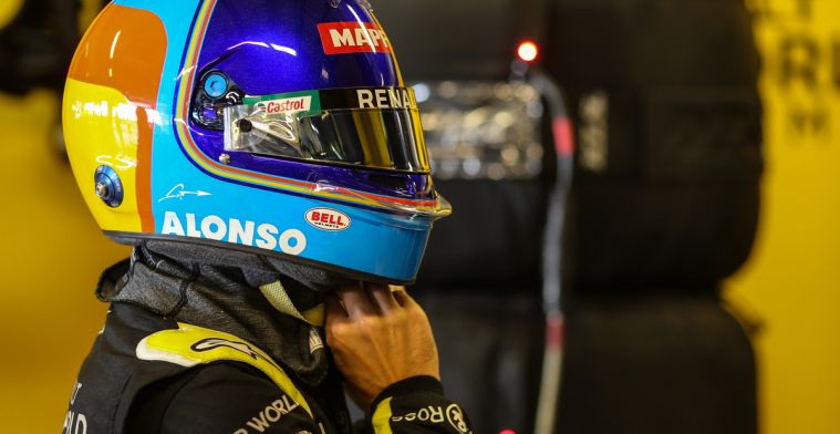 Alonso: 'Hamilton heeft meer aan Mercedes te danken dan andersom'