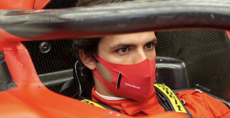 Sainz stapt voor het eerst in bij Ferrari en spreekt meteen Italiaans