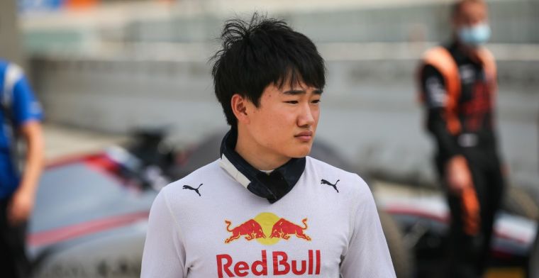 Opvallende uitspraak 20-jarige Tsunoda: 'Ik had racen eerder serieus moeten nemen'