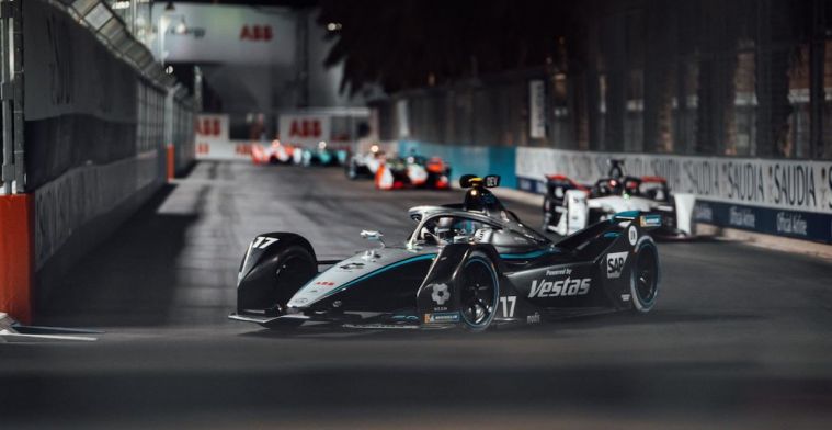 Formule E-coureur maakt zich zorgen: ‘Willen hier niet ook dominantie Mercedes’