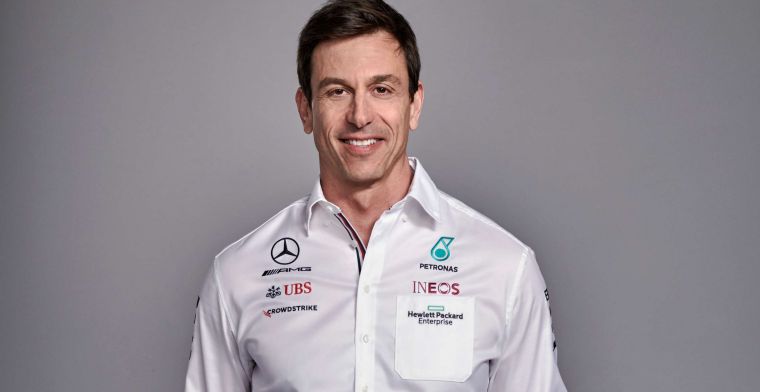 Wolff kijkt naar Red Bull: 'Verstappen kan in de voetsporen treden van Hamilton'
