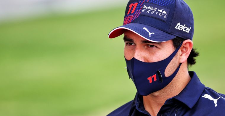 Perez niet bang voor duels met Verstappen: 'Dat is juist goed voor het team'