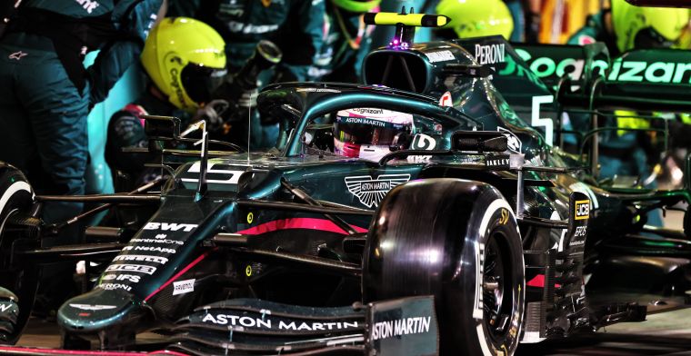 Vettel eerlijk: 'Voel me niet thuis in de Aston Martin'