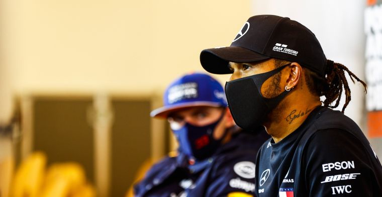 Hamilton ziet geen probleem in overschrijden track limits: 'Won er geen tijd mee'