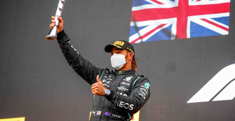 Hamilton genoot van inhaalrace: Het bracht me terug naar mijn roots