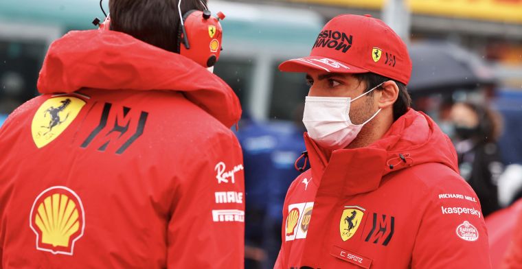 Sainz fel richting Ricciardo: Stijl en klasse kun je niet kopen 